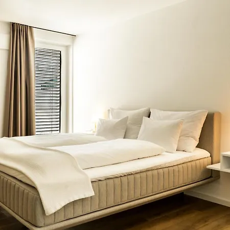 Sedan Apartment