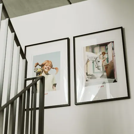 Sedan Apartment *